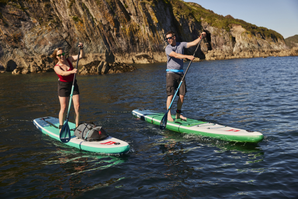 Red Paddle Co VOYAGER SUP 12'0" x 28" x 4,7" MSL Verde-Bianco